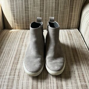 Ecco Soft Chelsea Boots